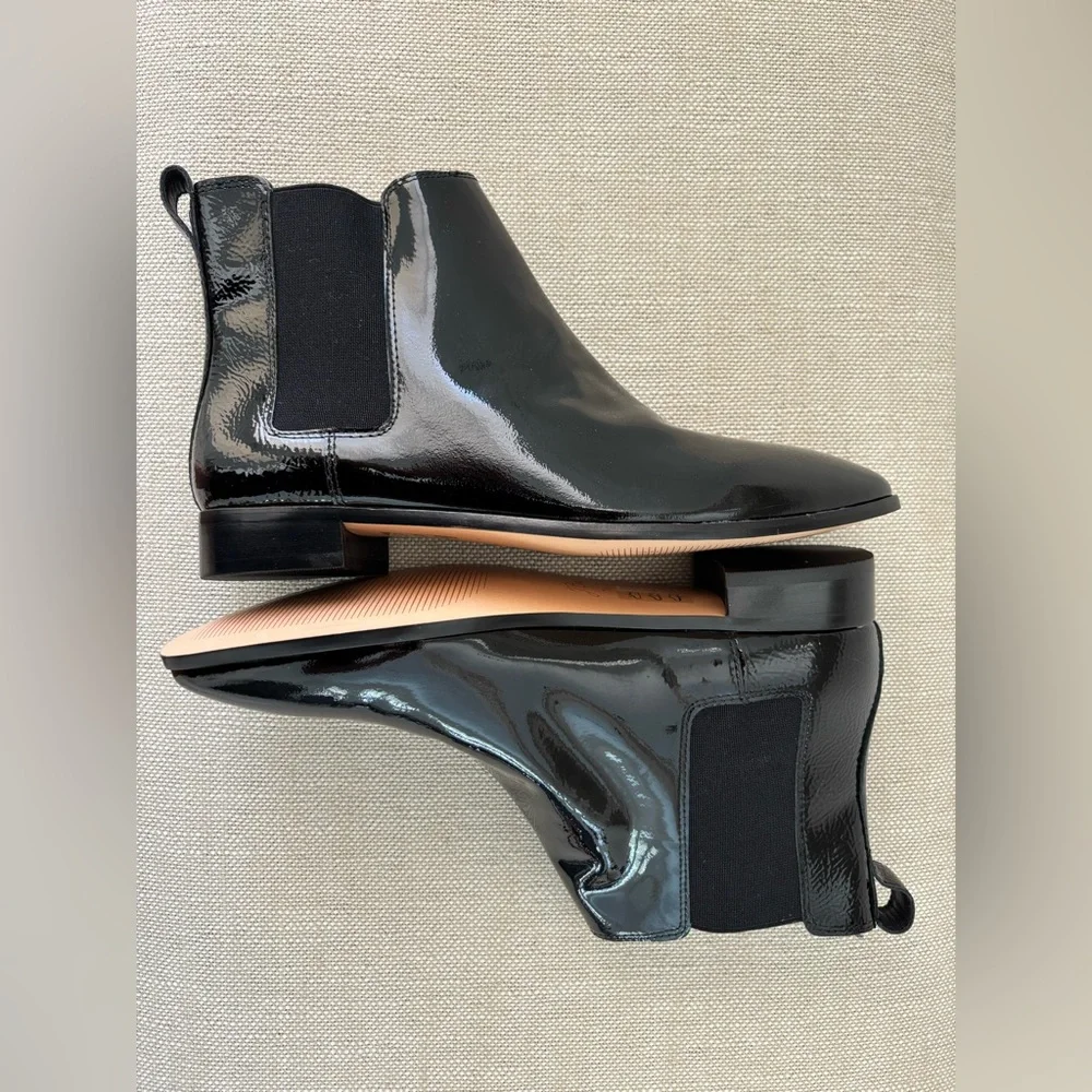 J Crew Patent Leather Booties NWOT Chelsea Pull-On Black Crinkled 7.5